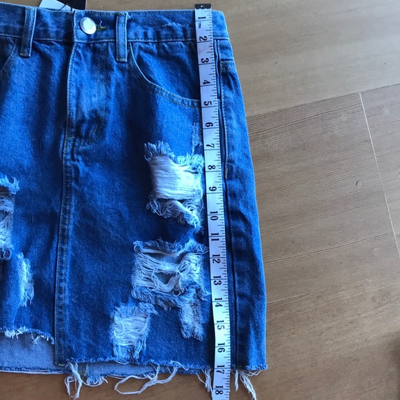 Distressed denim mini skirt - Picture 8 of 8